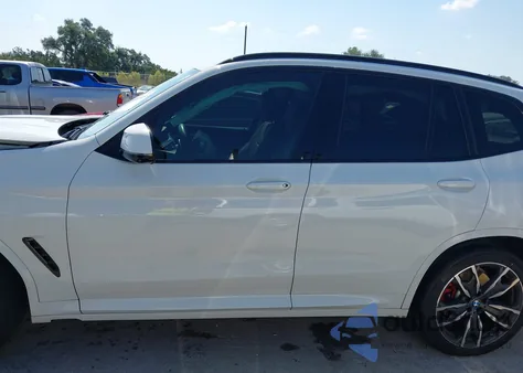 2023 BMW X3 xDrive30I z USA, uszkodzony, nr VIN 5UX53DP05P9T17660